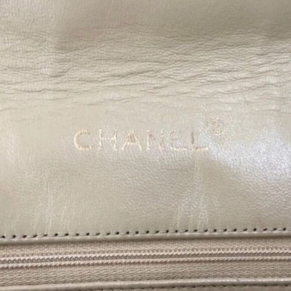 Authentic CHANEL CC 24K Vintage Half Moon Round Flap Bag Lambskin Timeless Purse - Picture 12 of 12